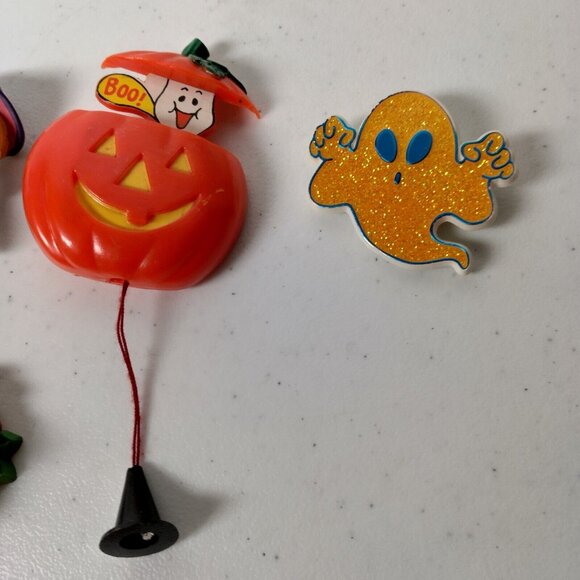 Vintage Holiday Pin Pinback Brooch Lot of 8 Halloween Christmas Easter Witch - Picture 5 of 16